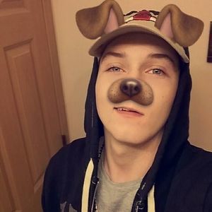 Meet your Posher, Zach